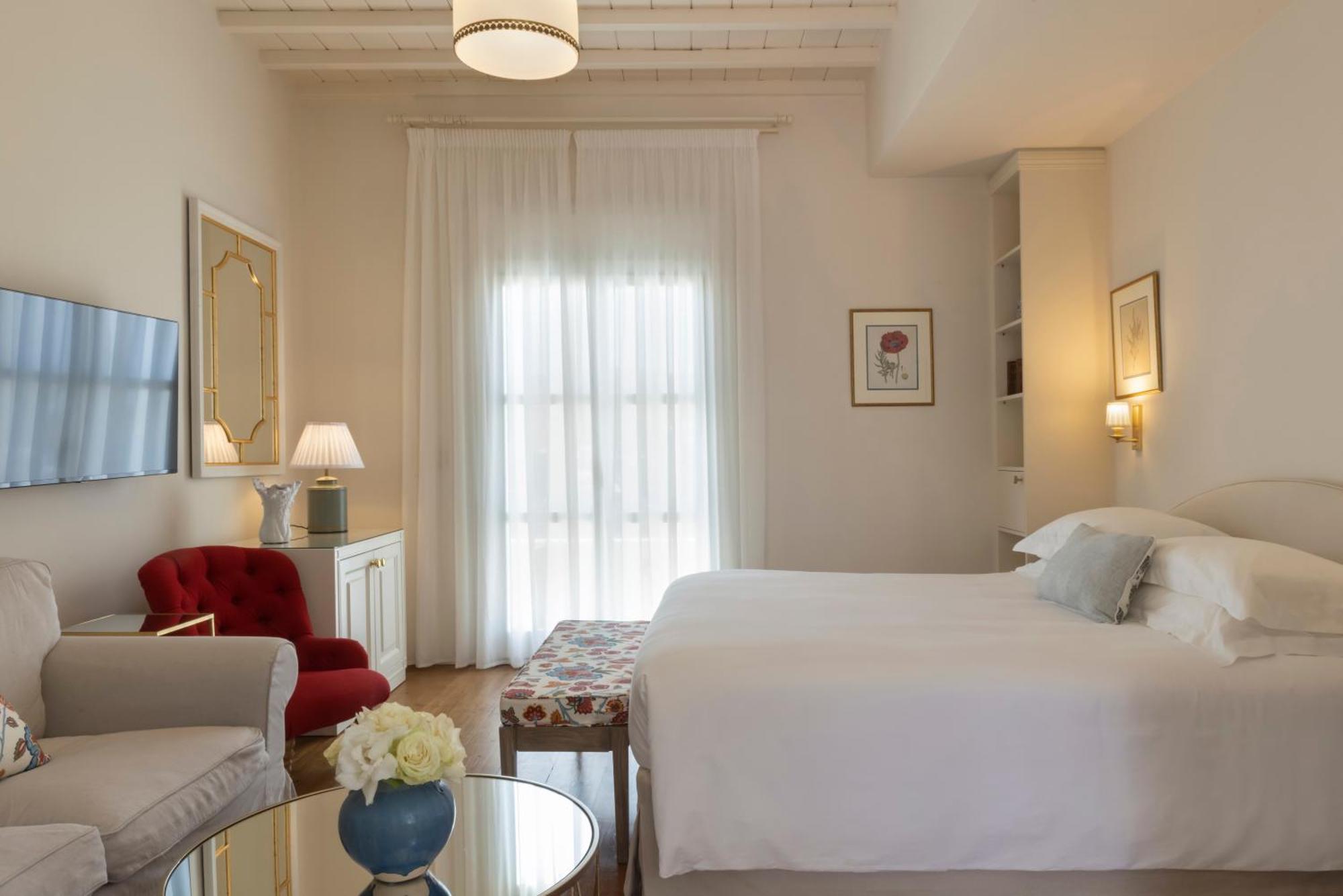 Dorion Hotel