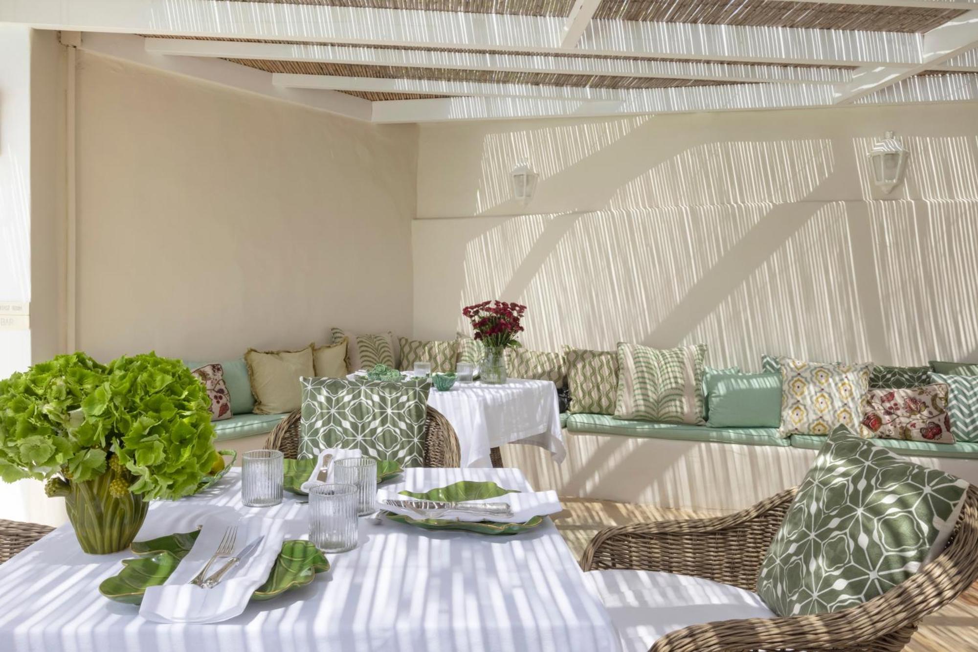 Dorion Hotel