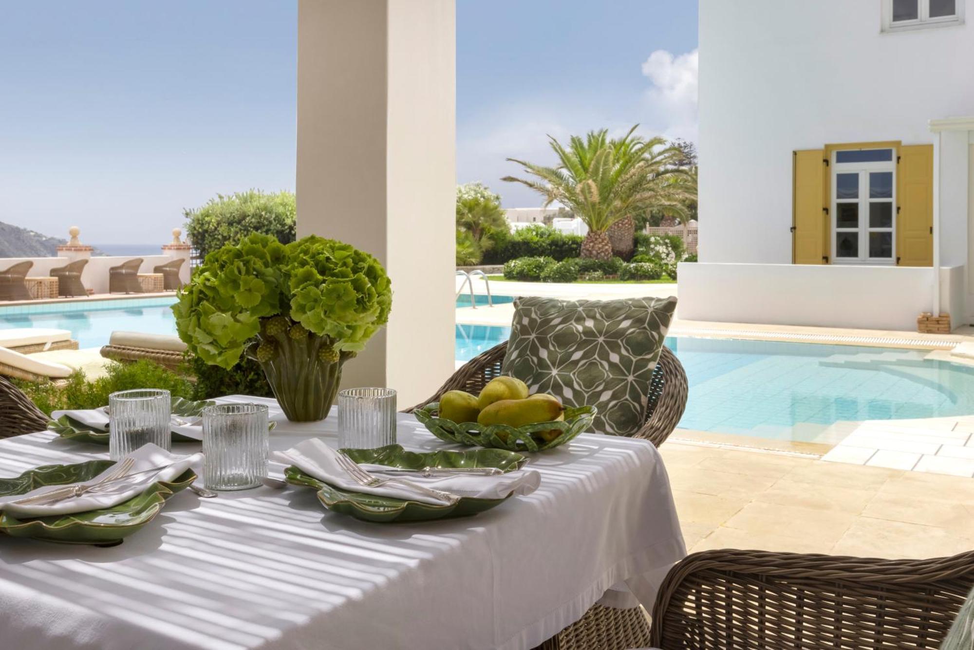 Dorion Hotel